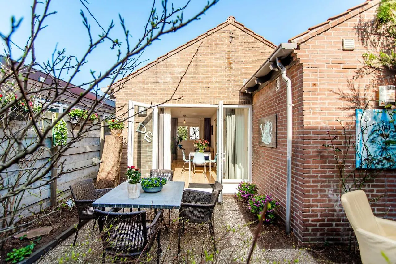 Jade & Ruby Apartment Zandvoort Netherlands